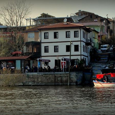 Faik Bey Konagi Bed & Breakfast Golyazi ภายนอก รูปภาพ