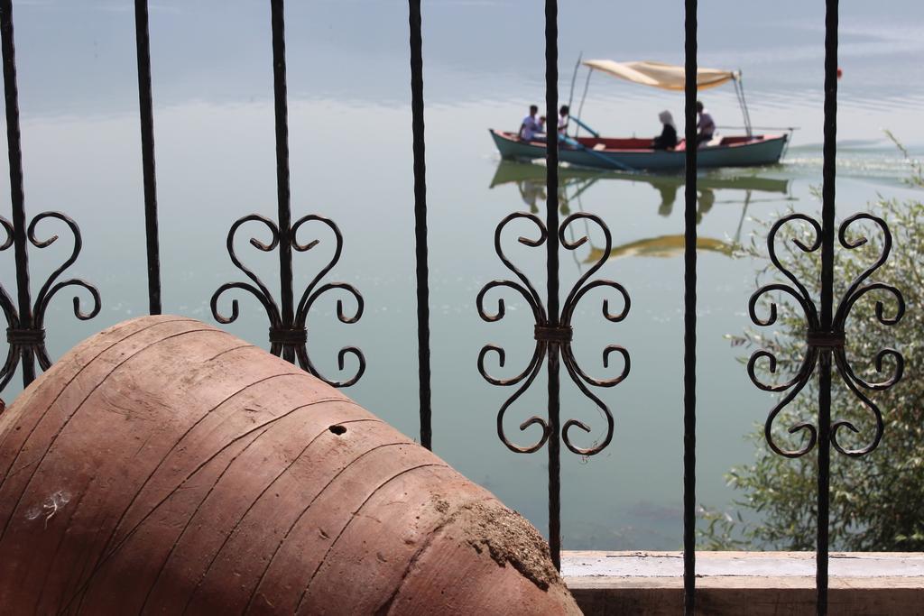 Faik Bey Konagi Bed & Breakfast Golyazi ภายนอก รูปภาพ