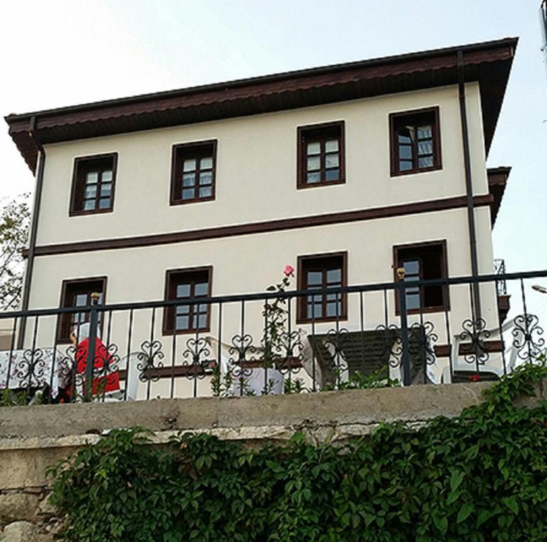 Faik Bey Konagi Bed & Breakfast Golyazi ภายนอก รูปภาพ