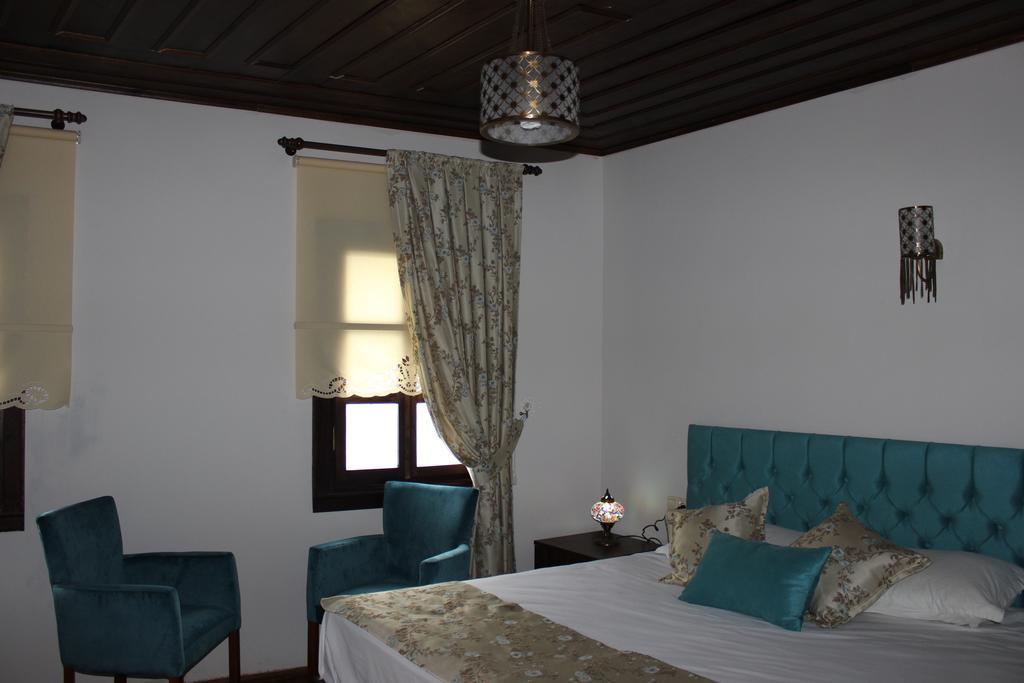 Faik Bey Konagi Bed & Breakfast Golyazi ห้อง รูปภาพ