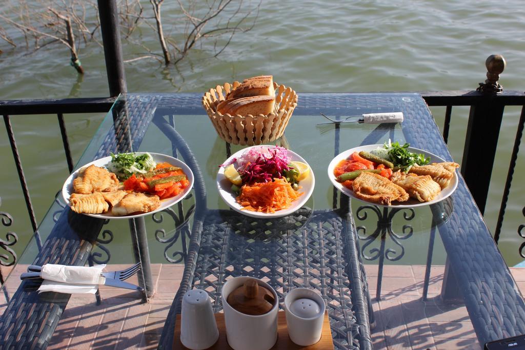 Faik Bey Konagi Bed & Breakfast Golyazi ภายนอก รูปภาพ